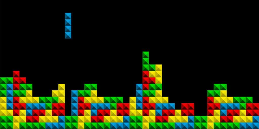 Tetris block falling down to fit in with blocks already in place