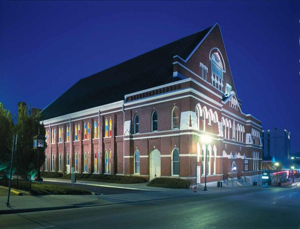 Photo of Ryman Auditorium from Broadway in Nashville.