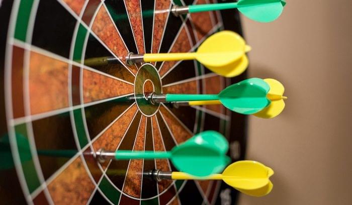picture of magnetic dart board